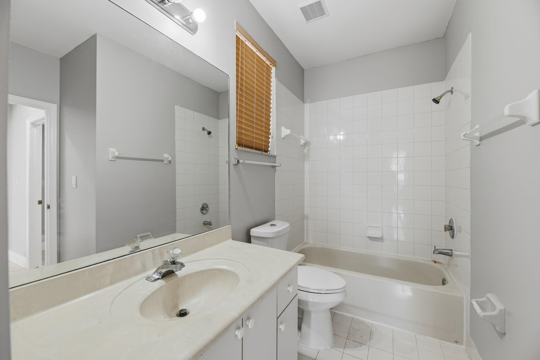 Pod 1 At Monarch Lakes 16 - Residential