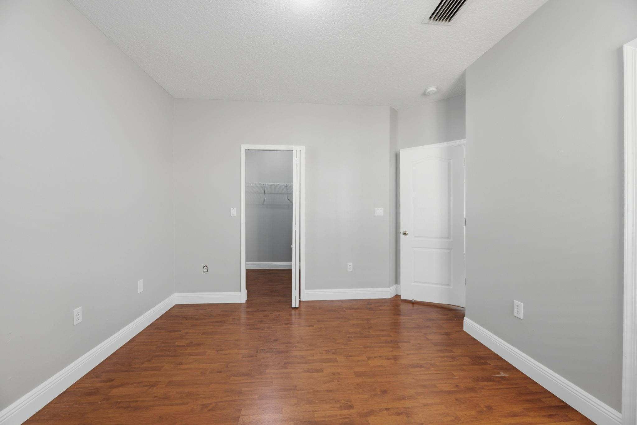 Pod 1 At Monarch Lakes 16 - Residential