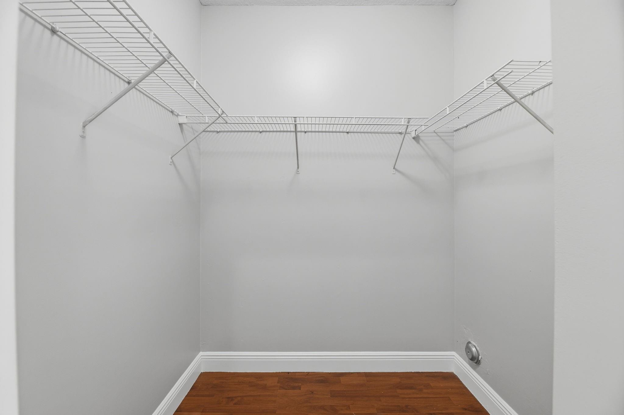 Pod 1 At Monarch Lakes 16 - Residential