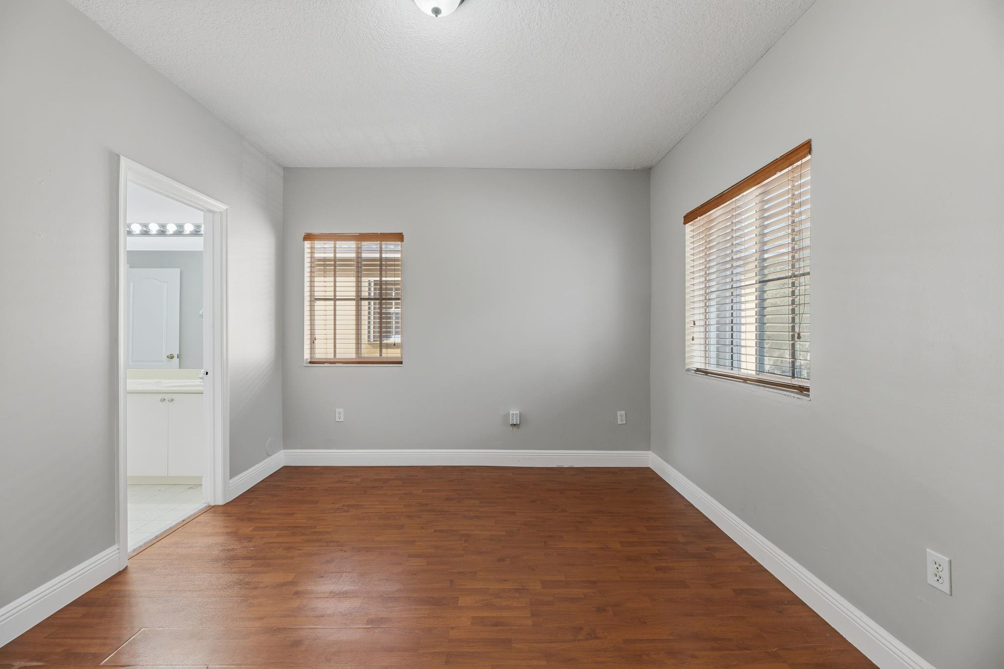 Pod 1 At Monarch Lakes 16 - Residential