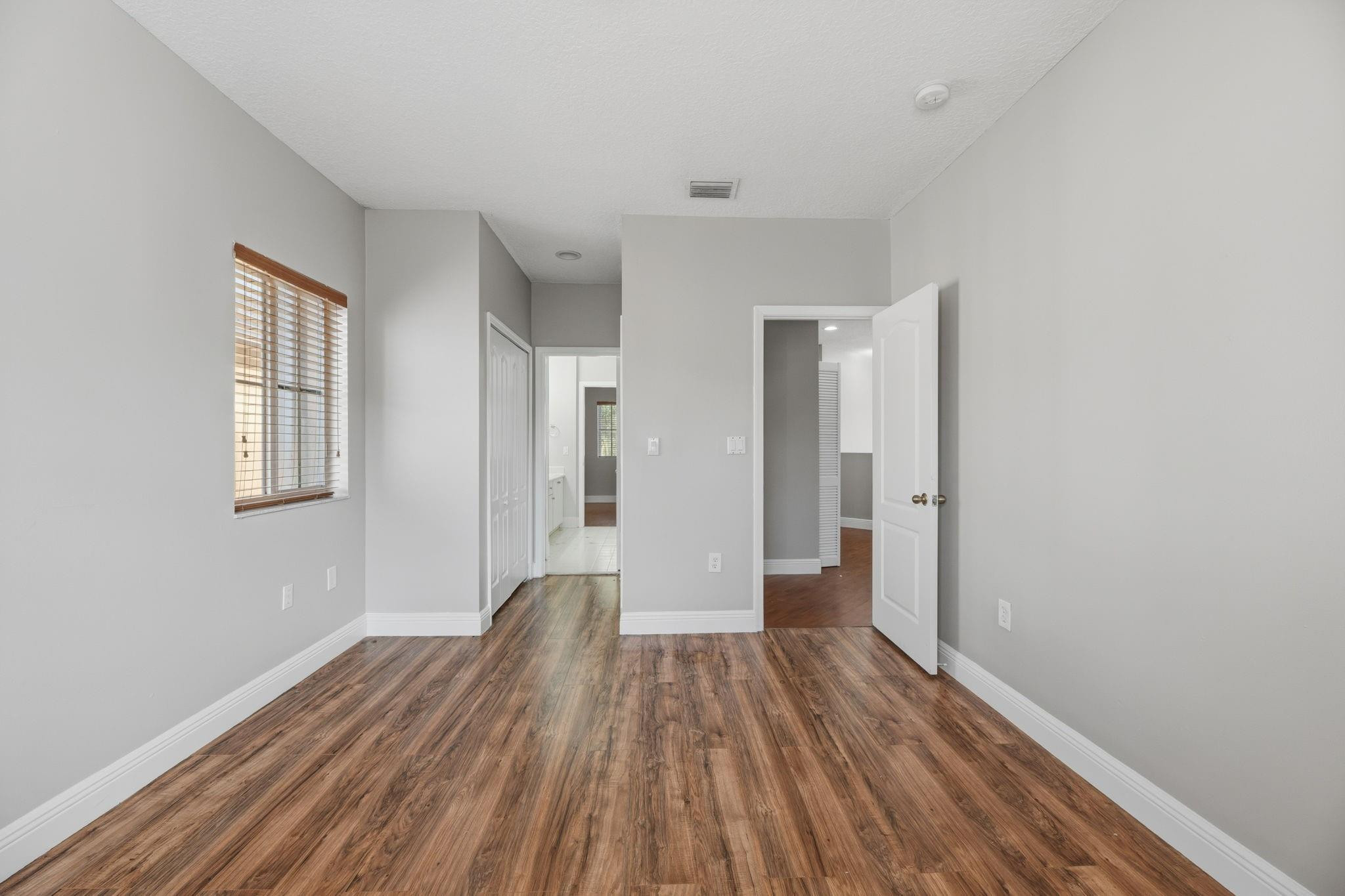 Pod 1 At Monarch Lakes 16 - Residential