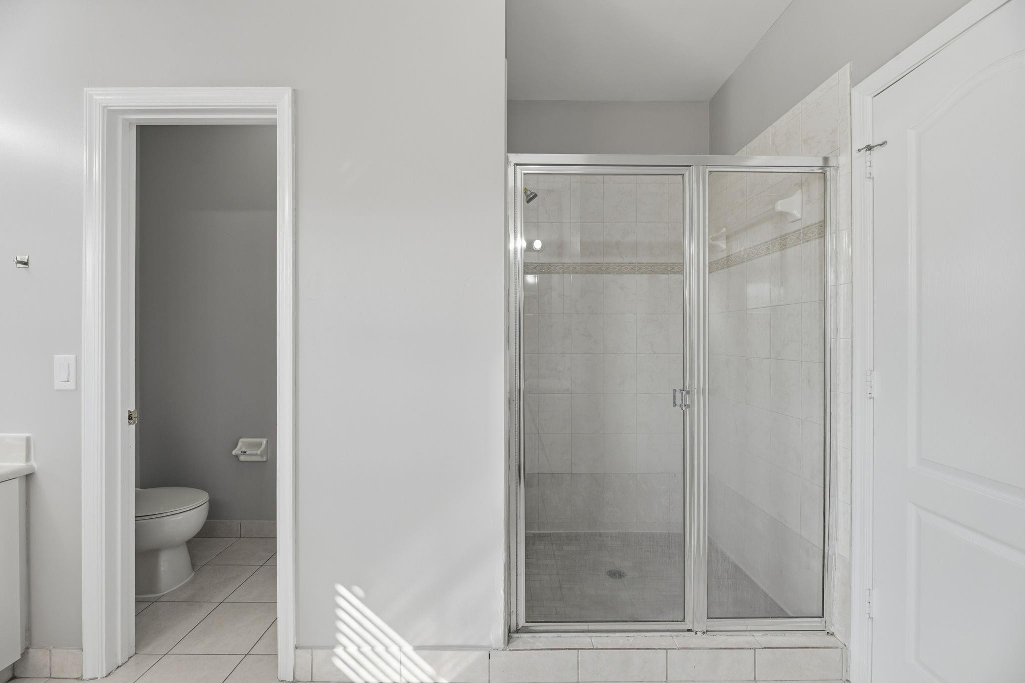 Pod 1 At Monarch Lakes 16 - Residential