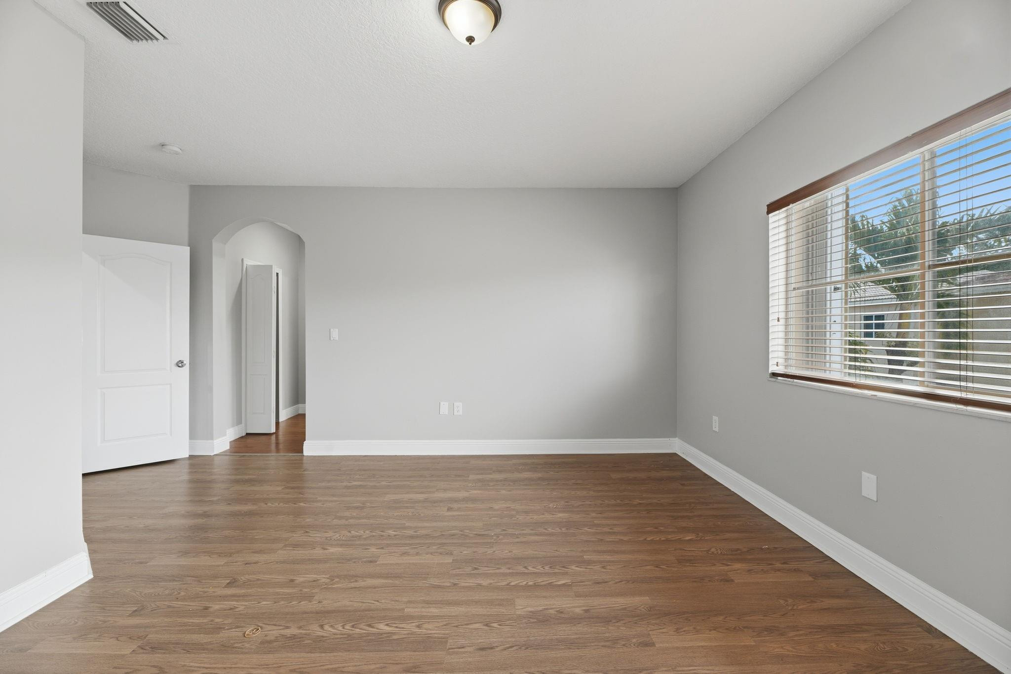 Pod 1 At Monarch Lakes 16 - Residential