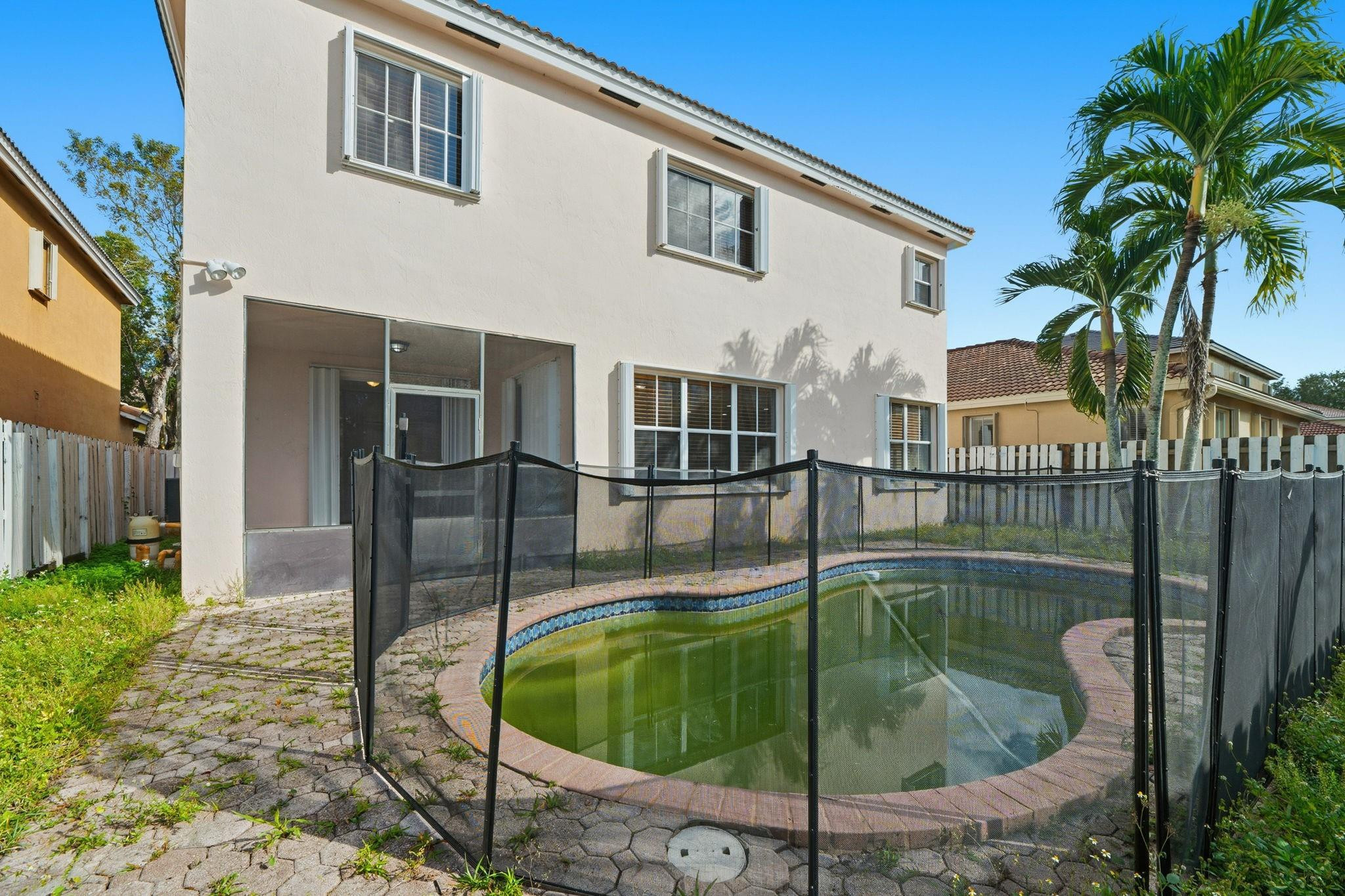 Pod 1 At Monarch Lakes 16 - Residential