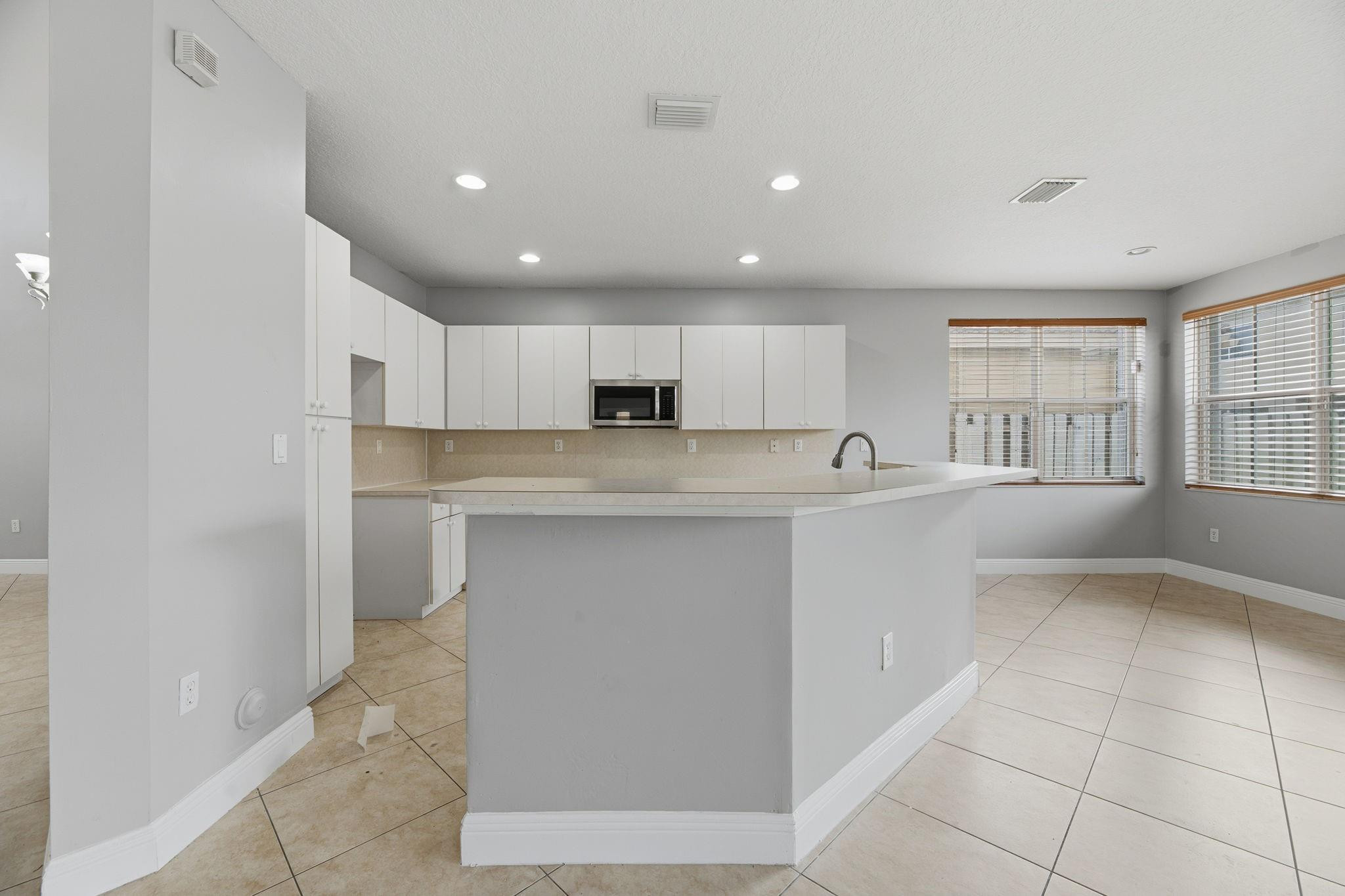 Pod 1 At Monarch Lakes 16 - Residential