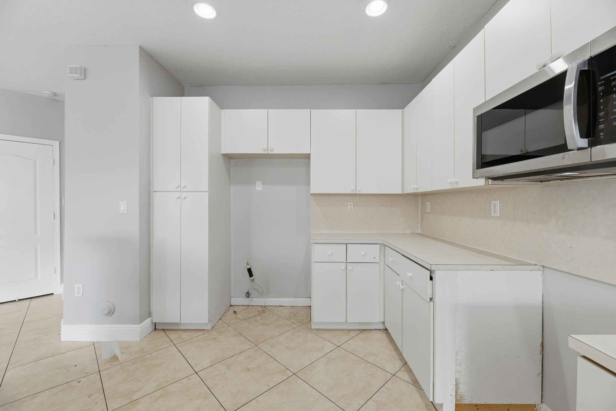 Pod 1 At Monarch Lakes 16 - Residential