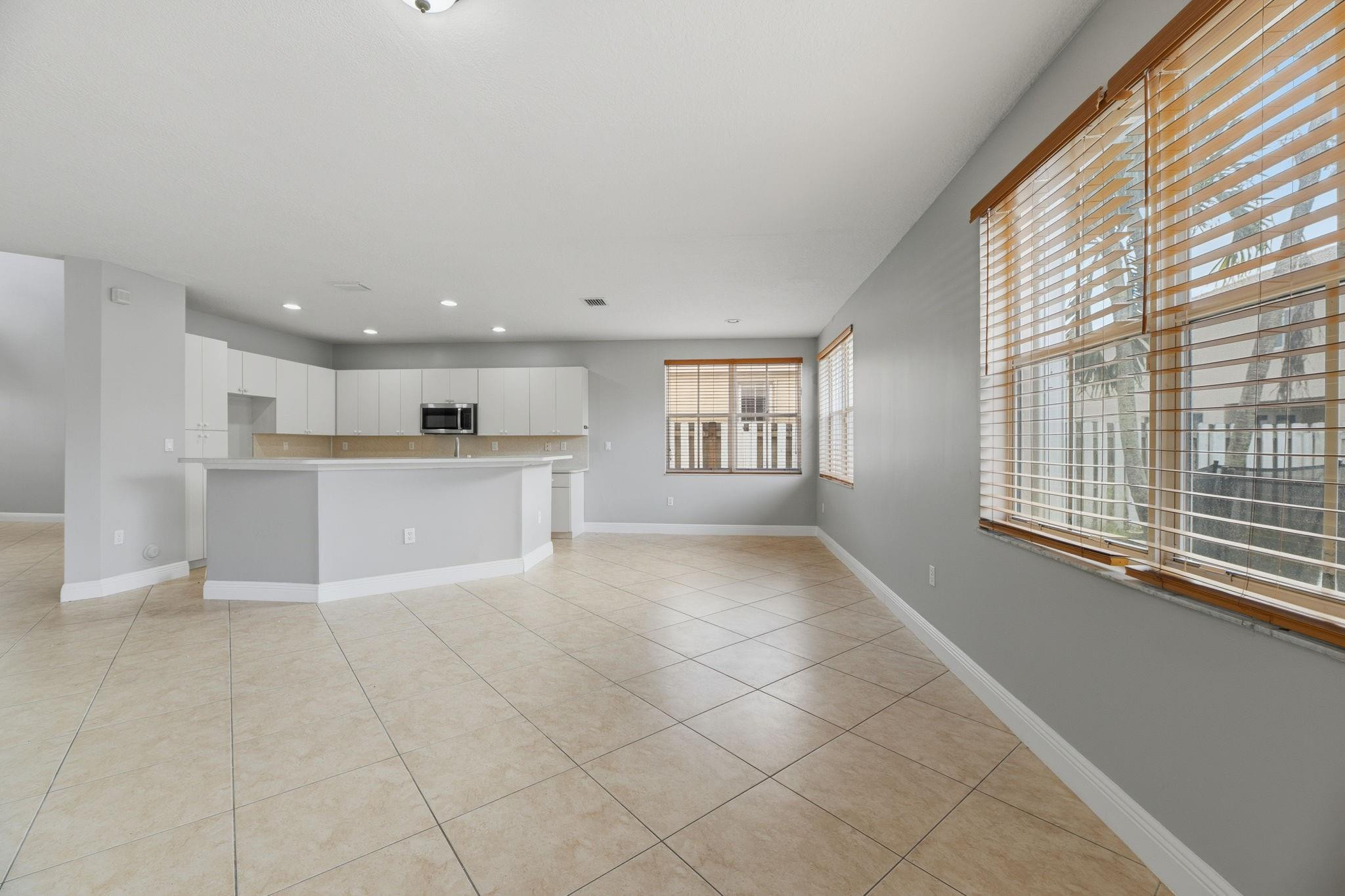 Pod 1 At Monarch Lakes 16 - Residential