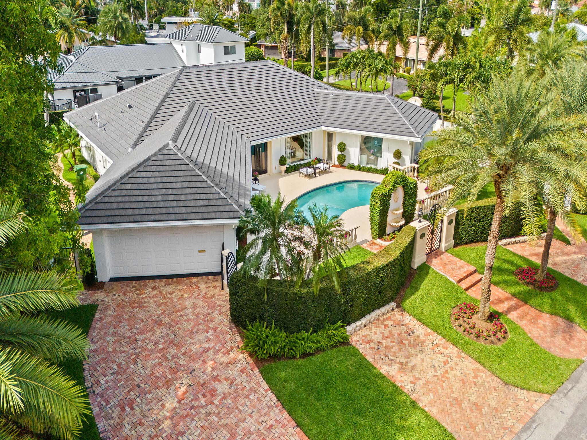 2831 NE 40th Street