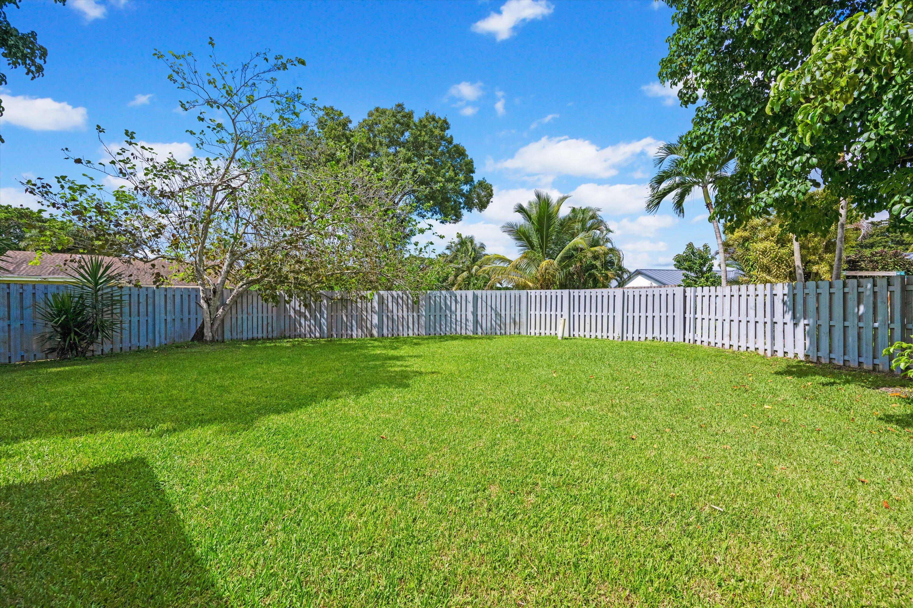 SOUTH SHORE 4 OF WELLINGTON - Residential Lease