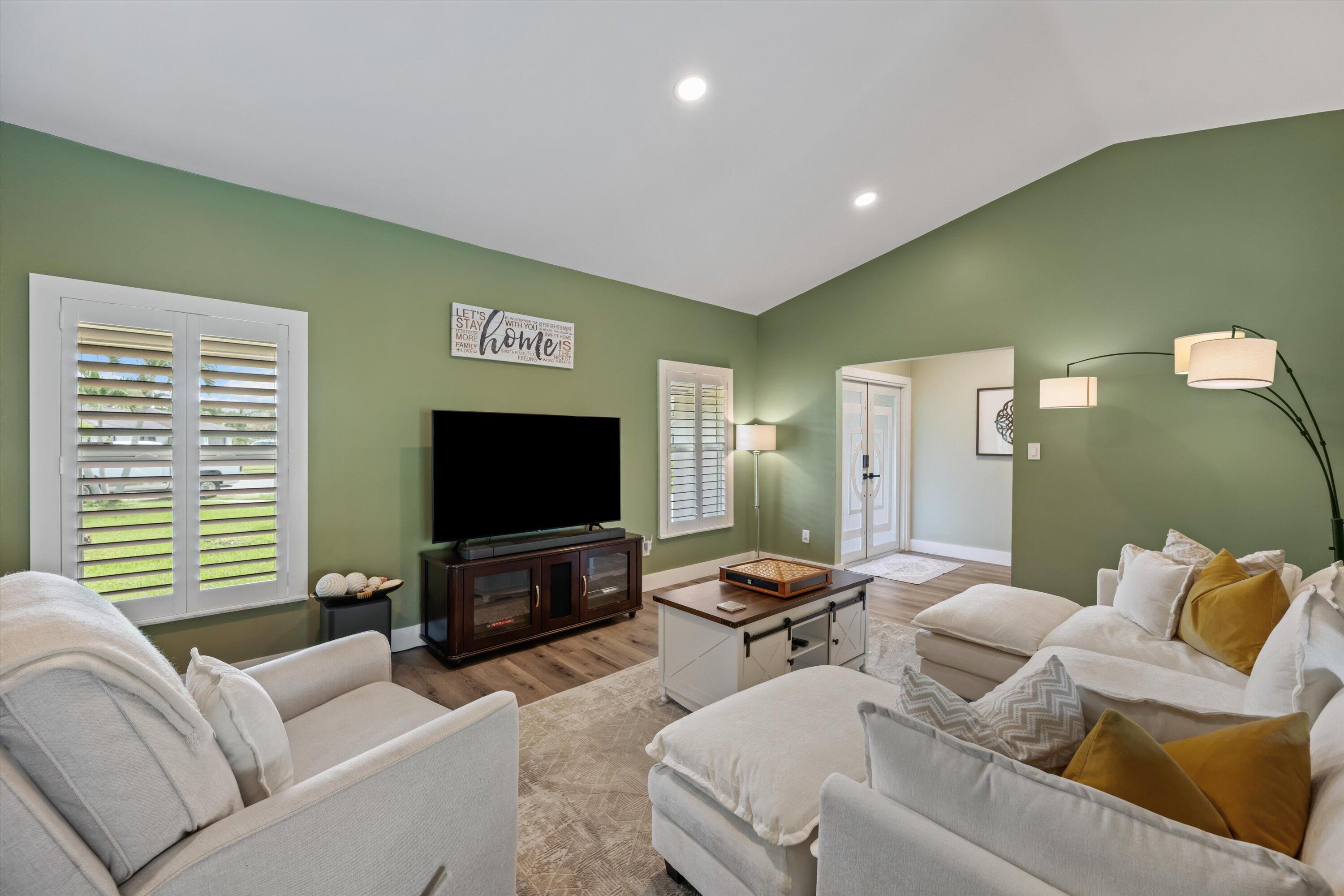 SOUTH SHORE 4 OF WELLINGTON - Residential Lease