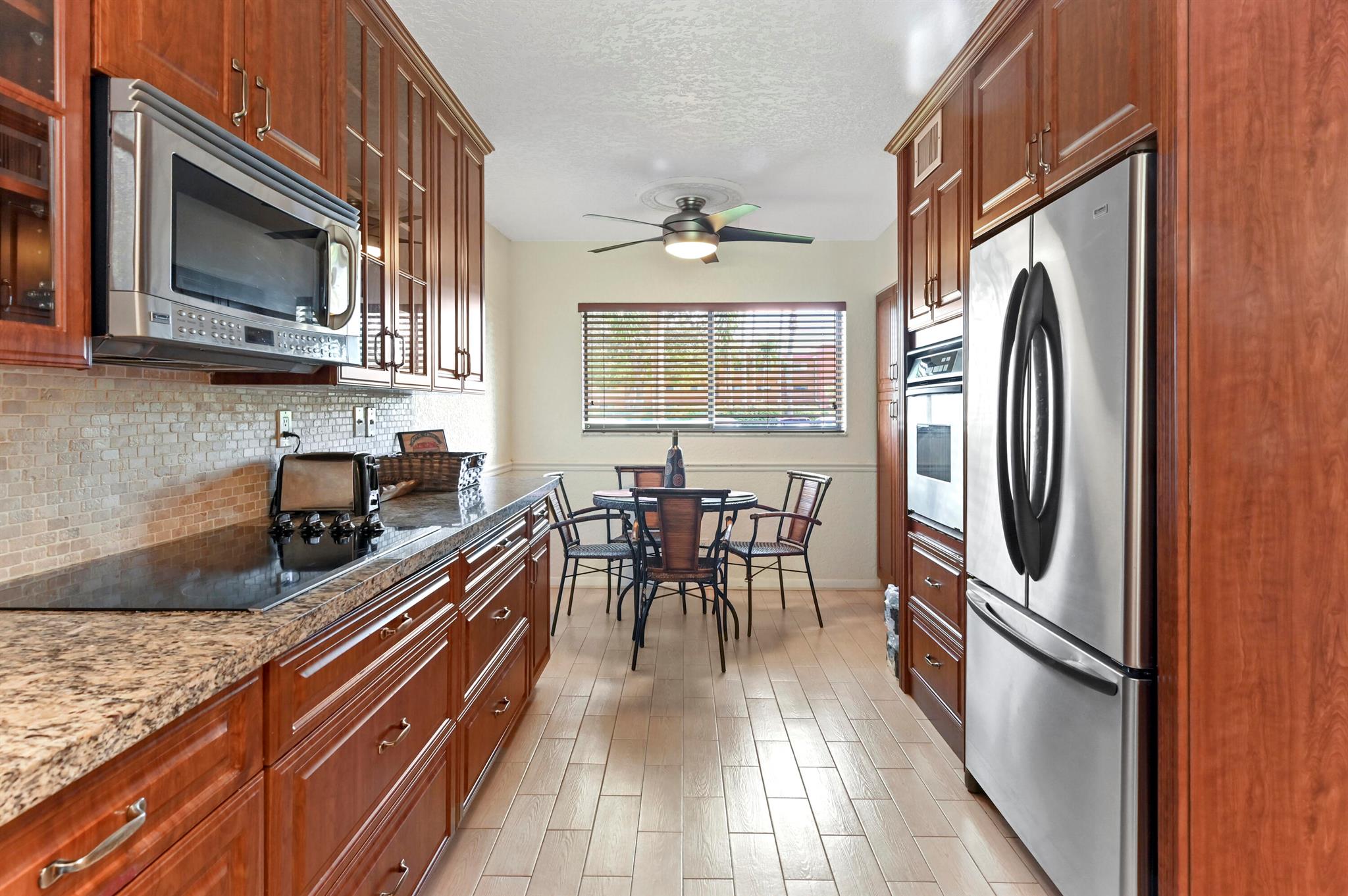 WATERSEDGE AT THE LAKES O - Residential Lease