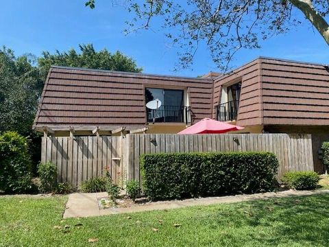 1518 15th Lane Palm Beach Gardens FL 33418
