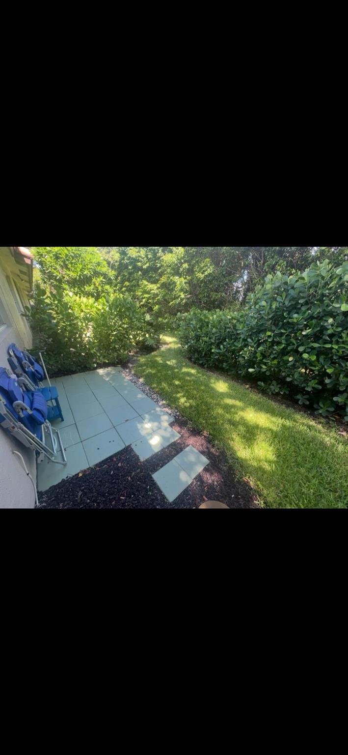 HUNTINGTON POINTE - Residential