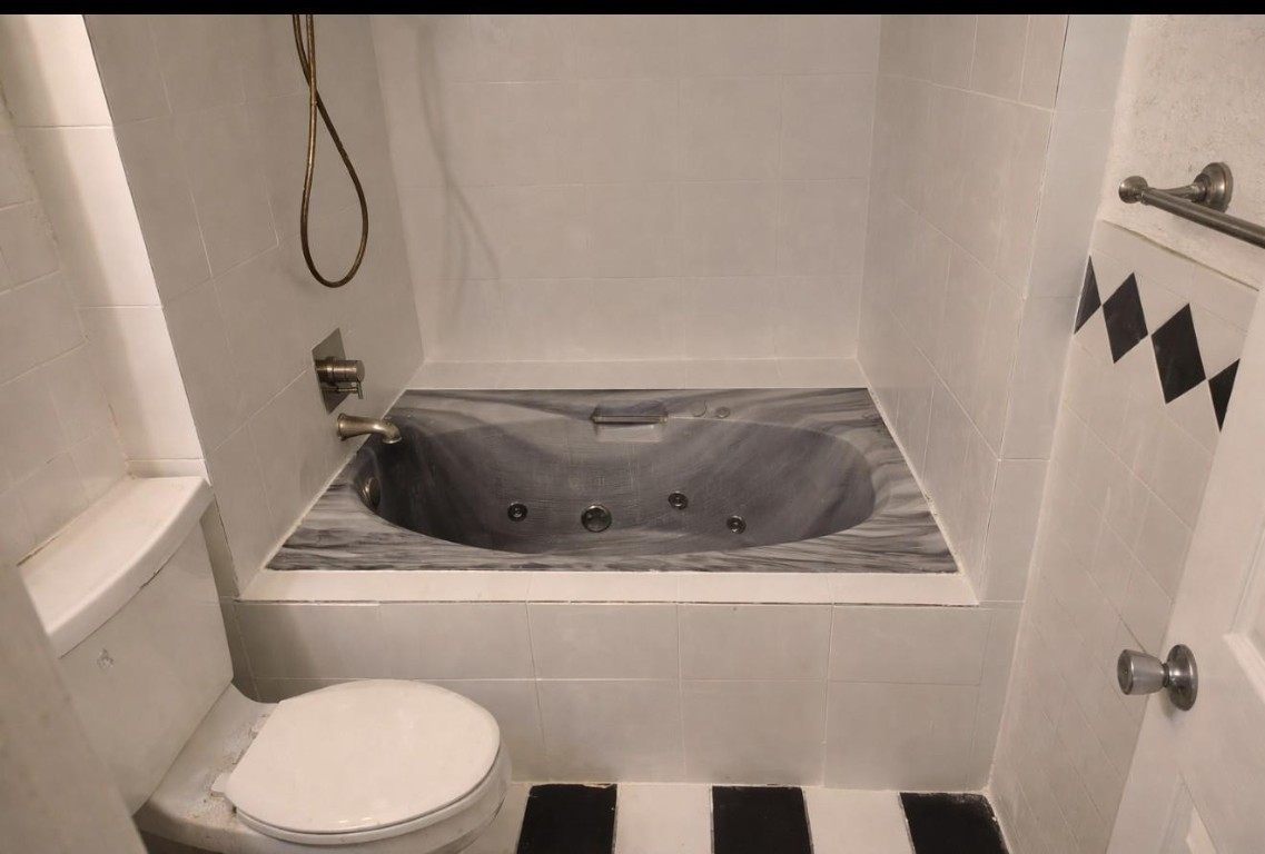 103 Royal Park Drive 2C