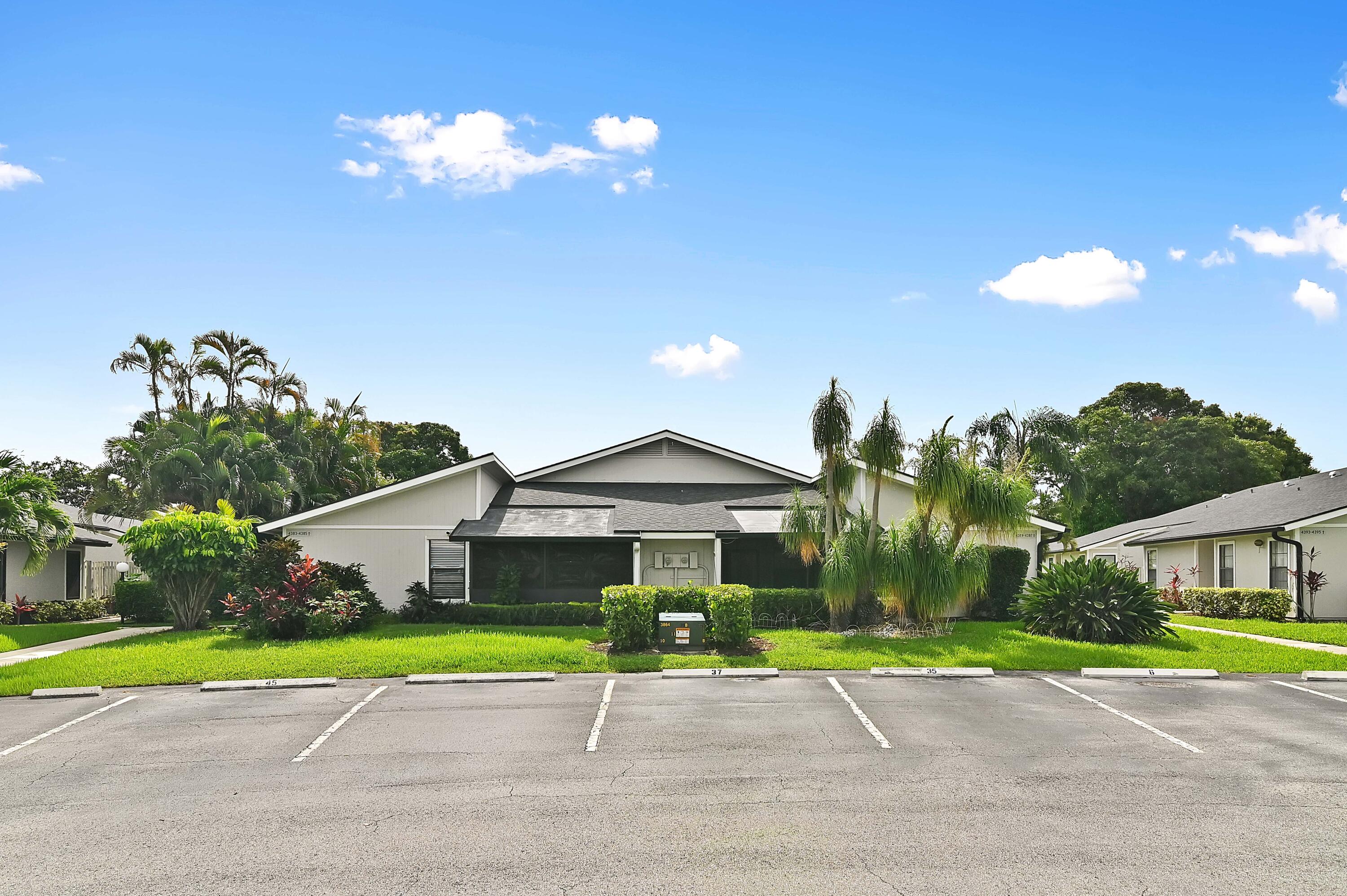 4383 Willow Pond Circle
