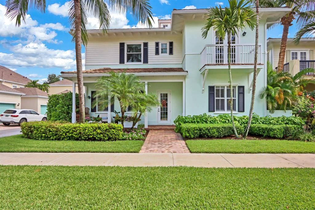 Photo of 109 Sugarberry Drive Dr, Jupiter, FL 33458 (MLS # R10813987)