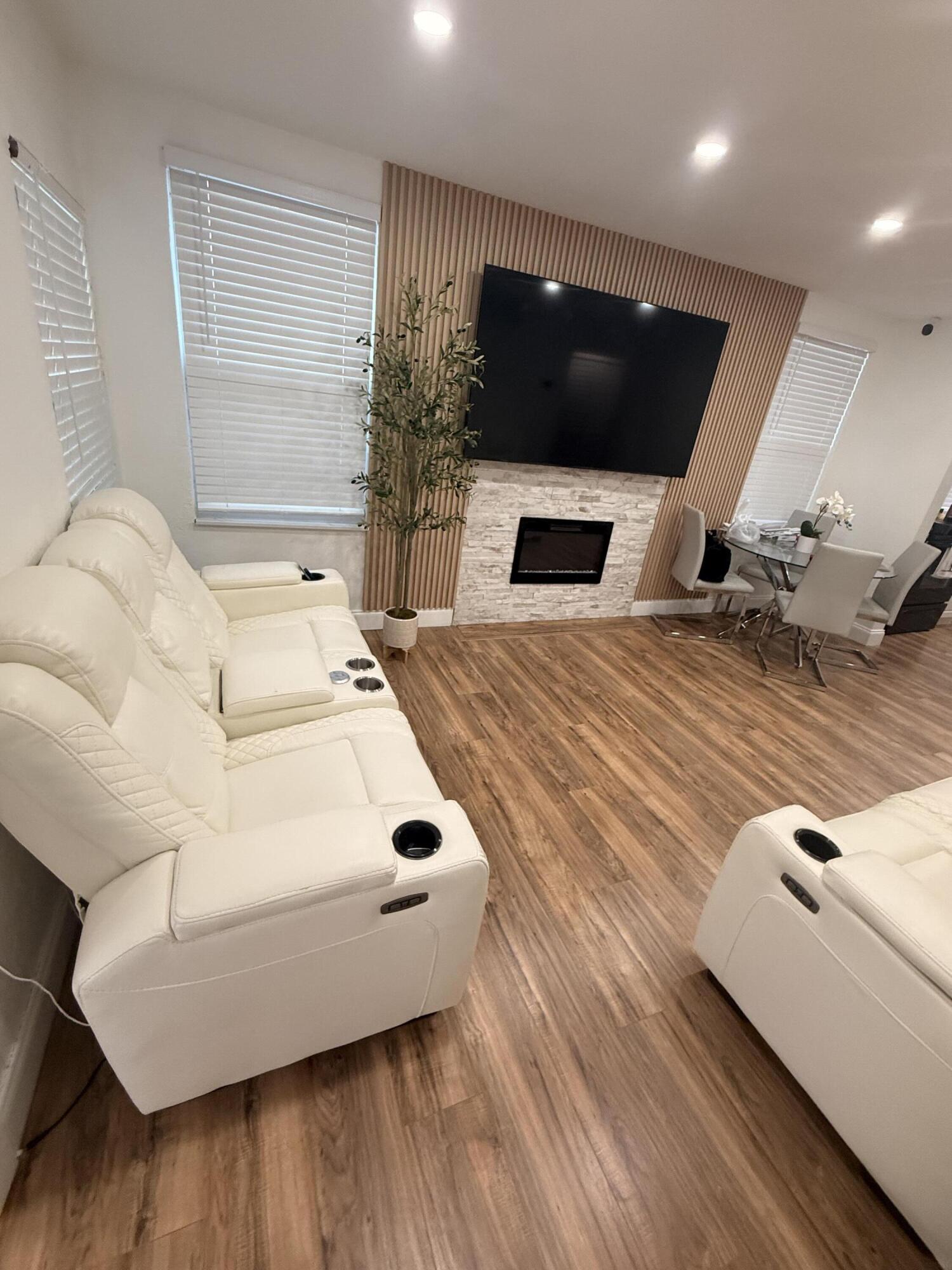 Photo 1 of 11 — 629 56th Street, West Palm Beach, FL 33407