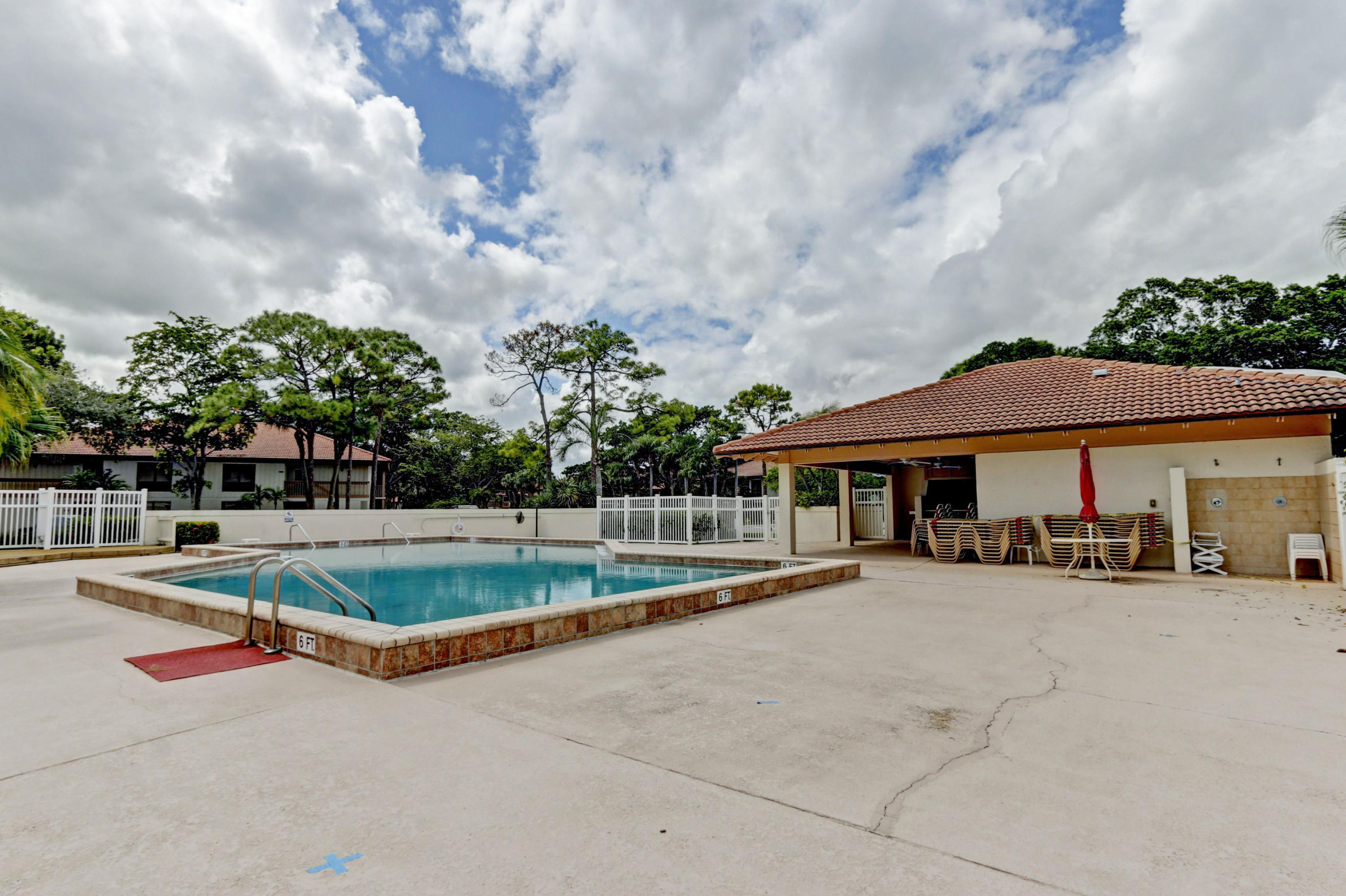 GOLF VILLAS CONDO - Residential Lease