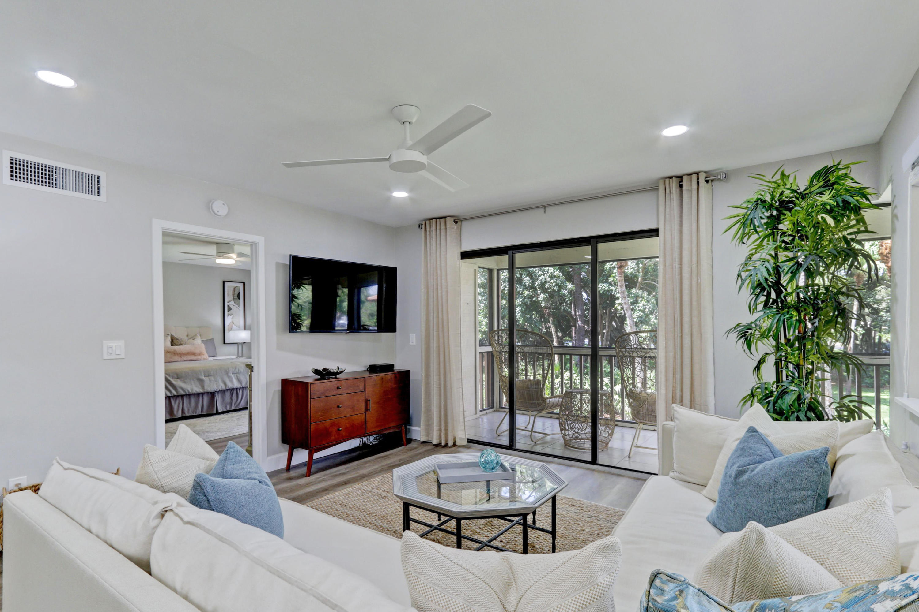 GOLF VILLAS CONDO - Residential Lease