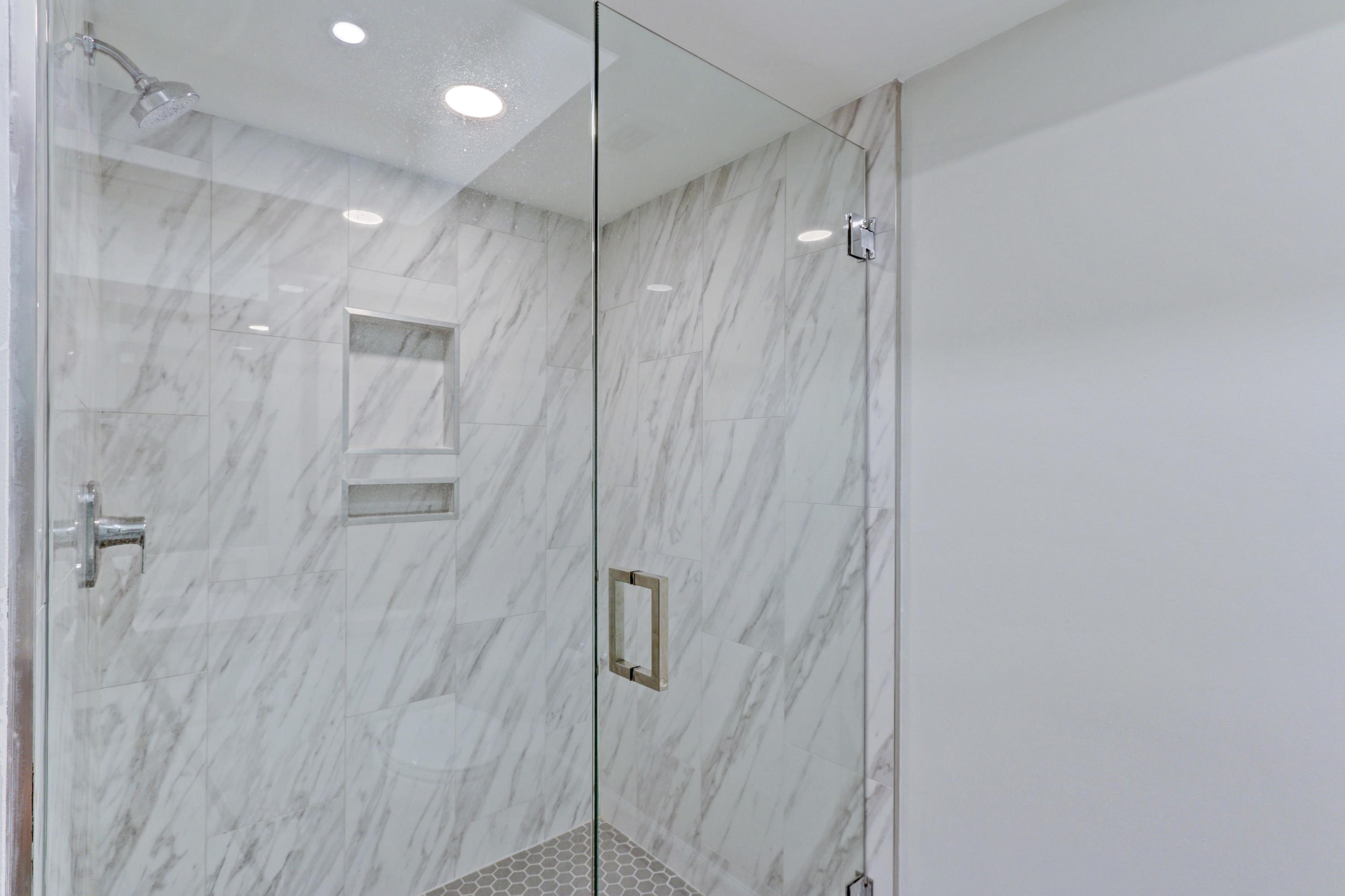 GOLF VILLAS CONDO - Residential Lease