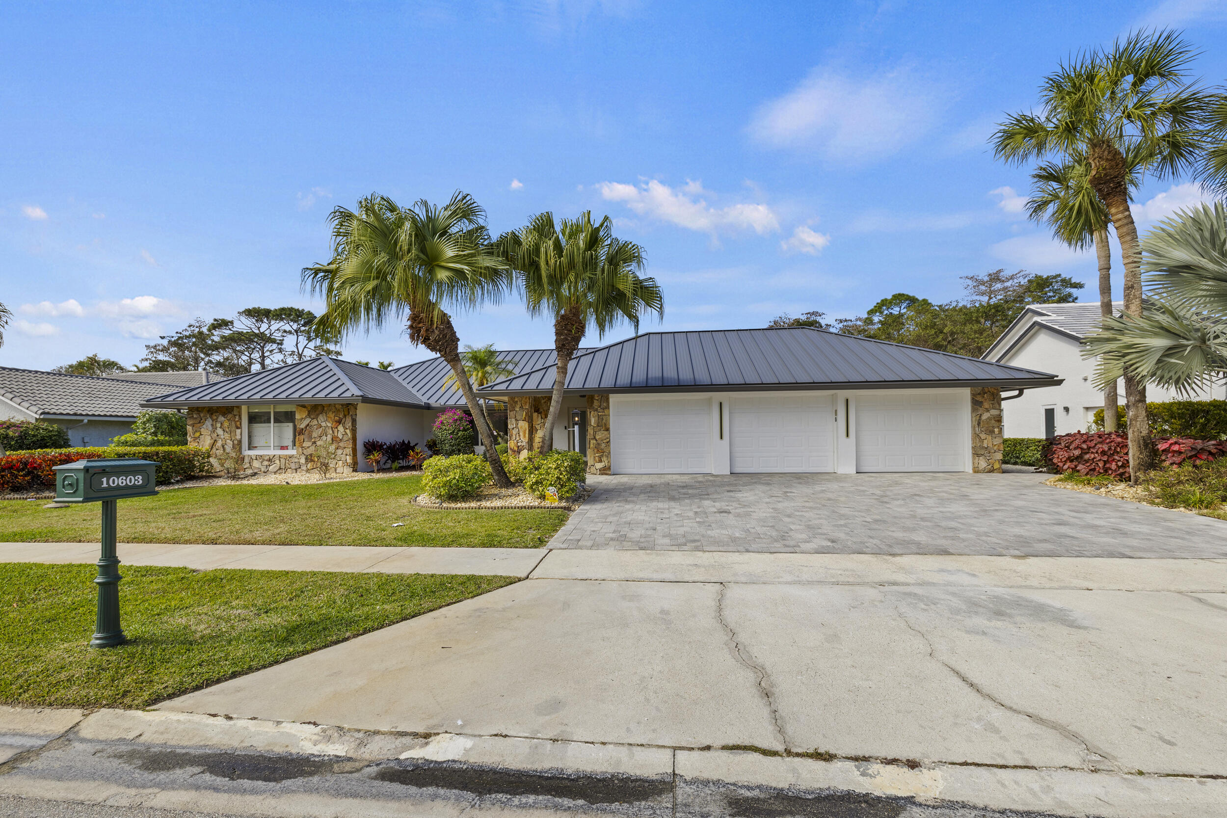 10603 Boca Woods Lane