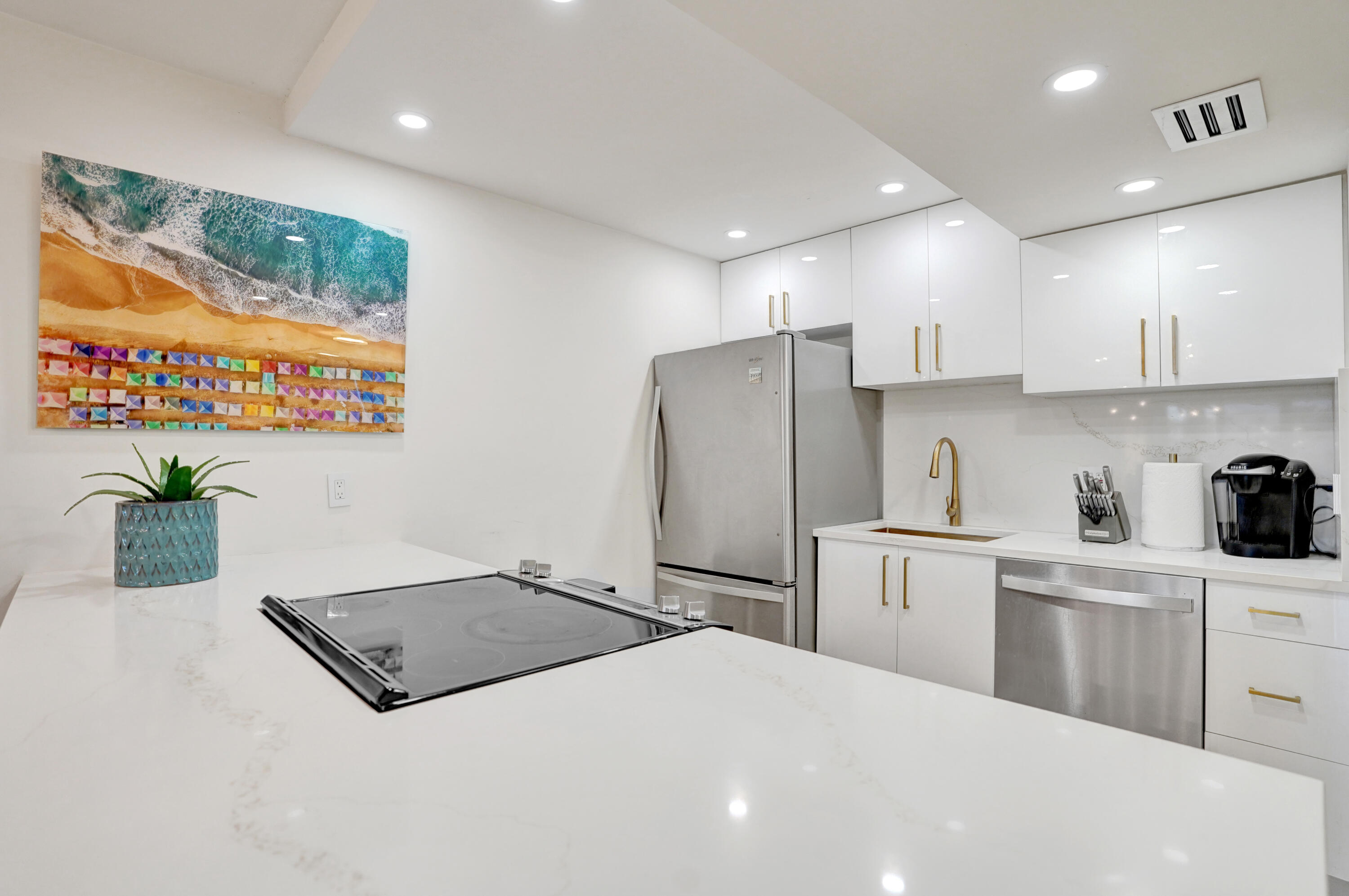 LAVERS DELRAY RACQUET CLUB CONDO - Residential Lease