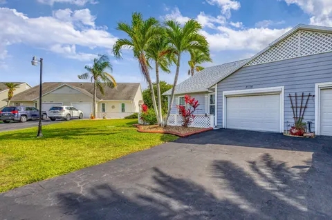 2508 SE Tropical East Circle, Port St Lucie, FL MLS: R11085065