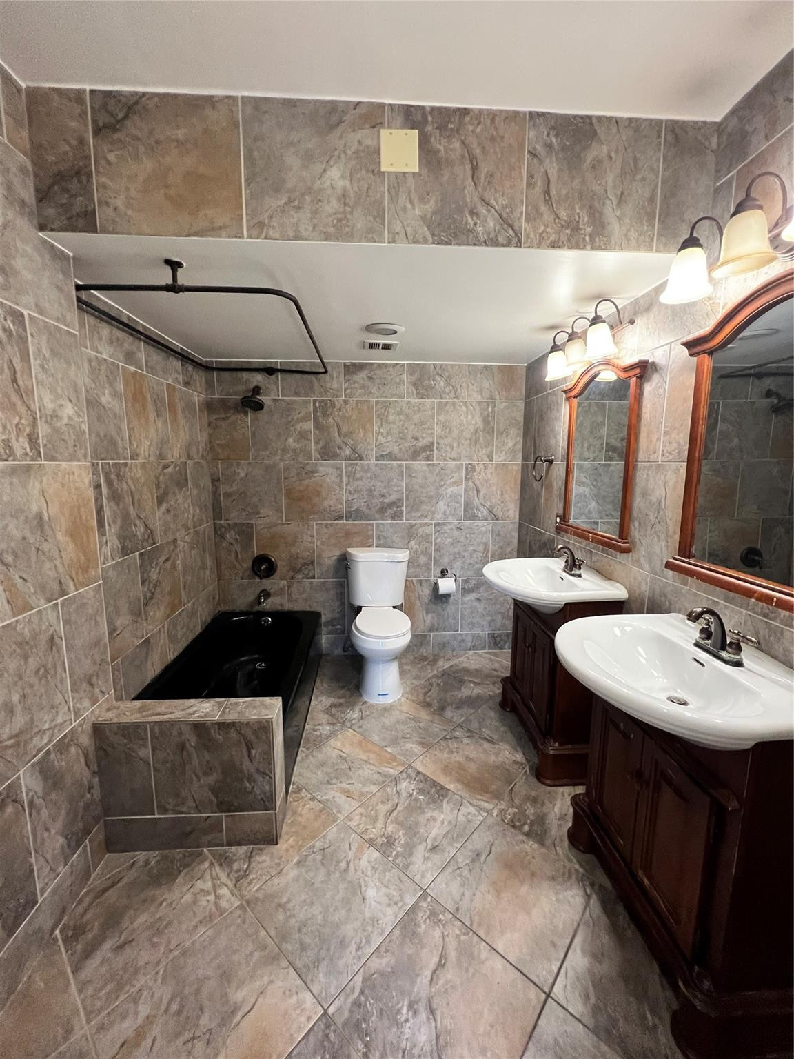 River Reach Condominiums - Residential