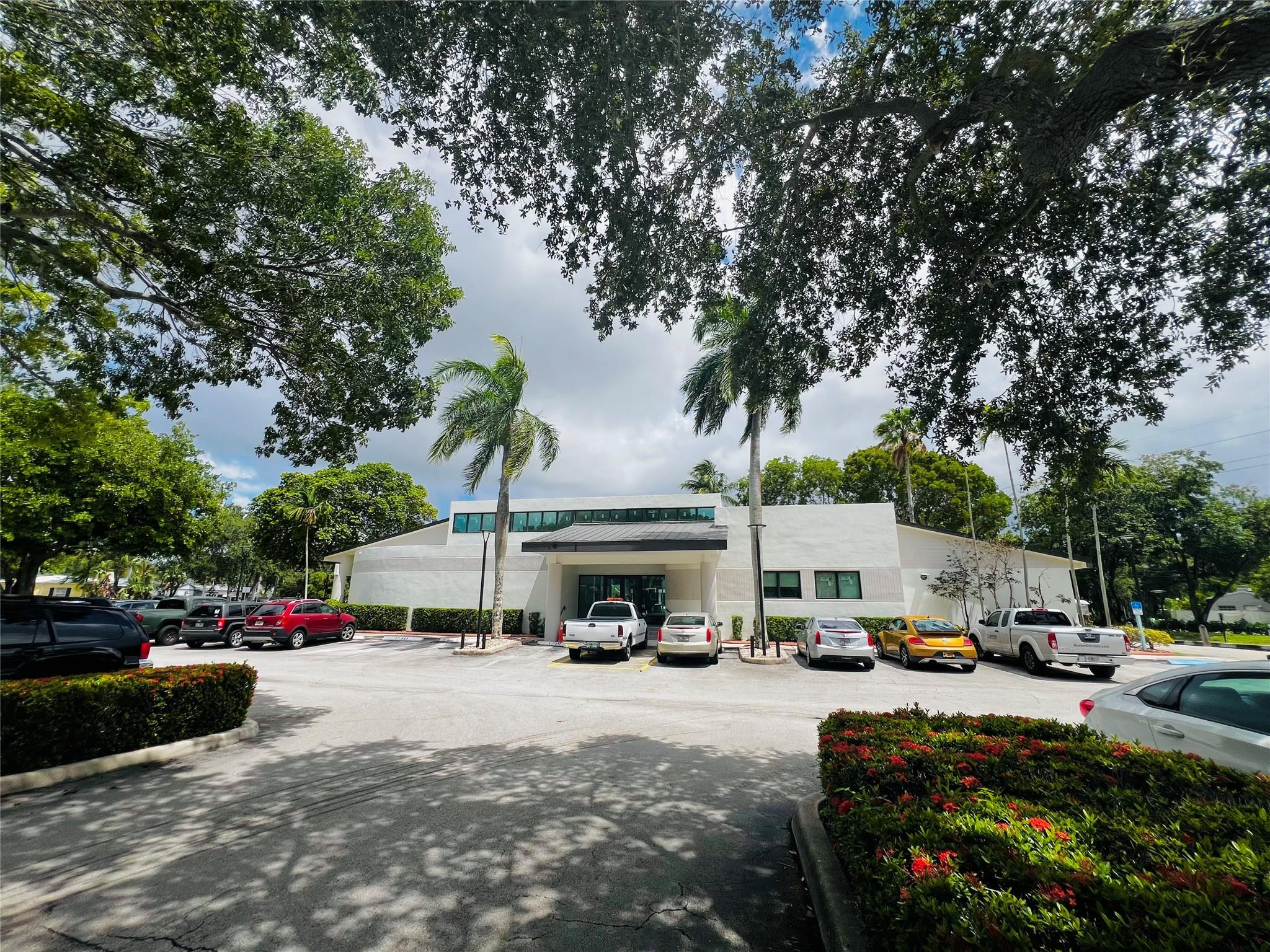 River Reach Condominiums - Residential