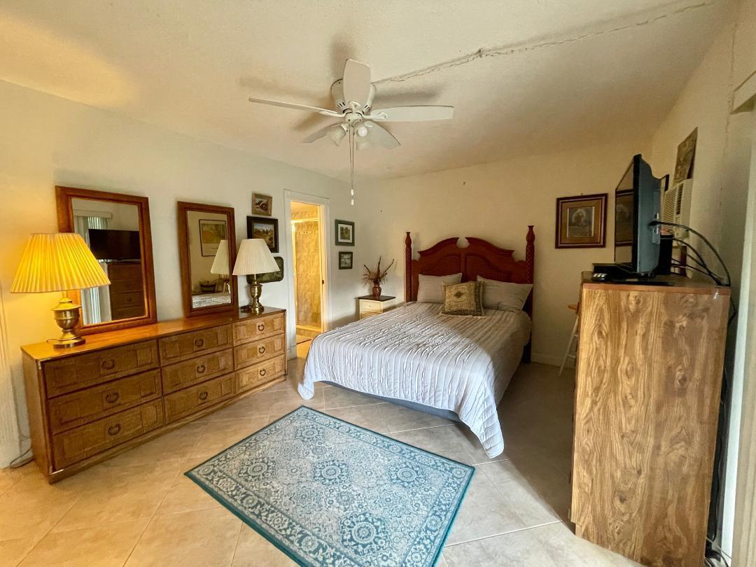 CENTURY VILLAGE - SHEFFIELD CONDOS A TO Q - Residential