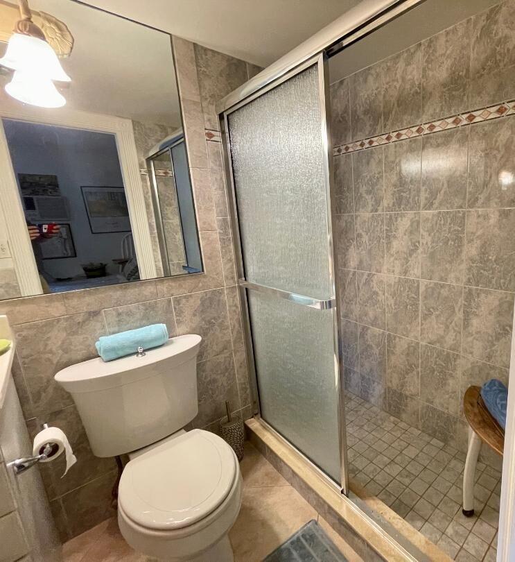 CENTURY VILLAGE - SHEFFIELD CONDOS A TO Q - Residential