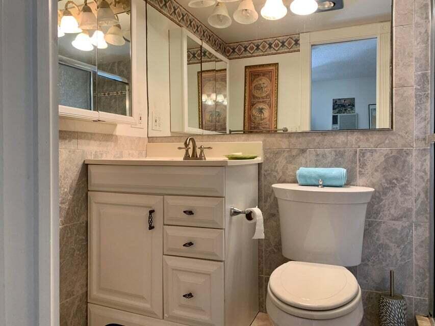 CENTURY VILLAGE - SHEFFIELD CONDOS A TO Q - Residential