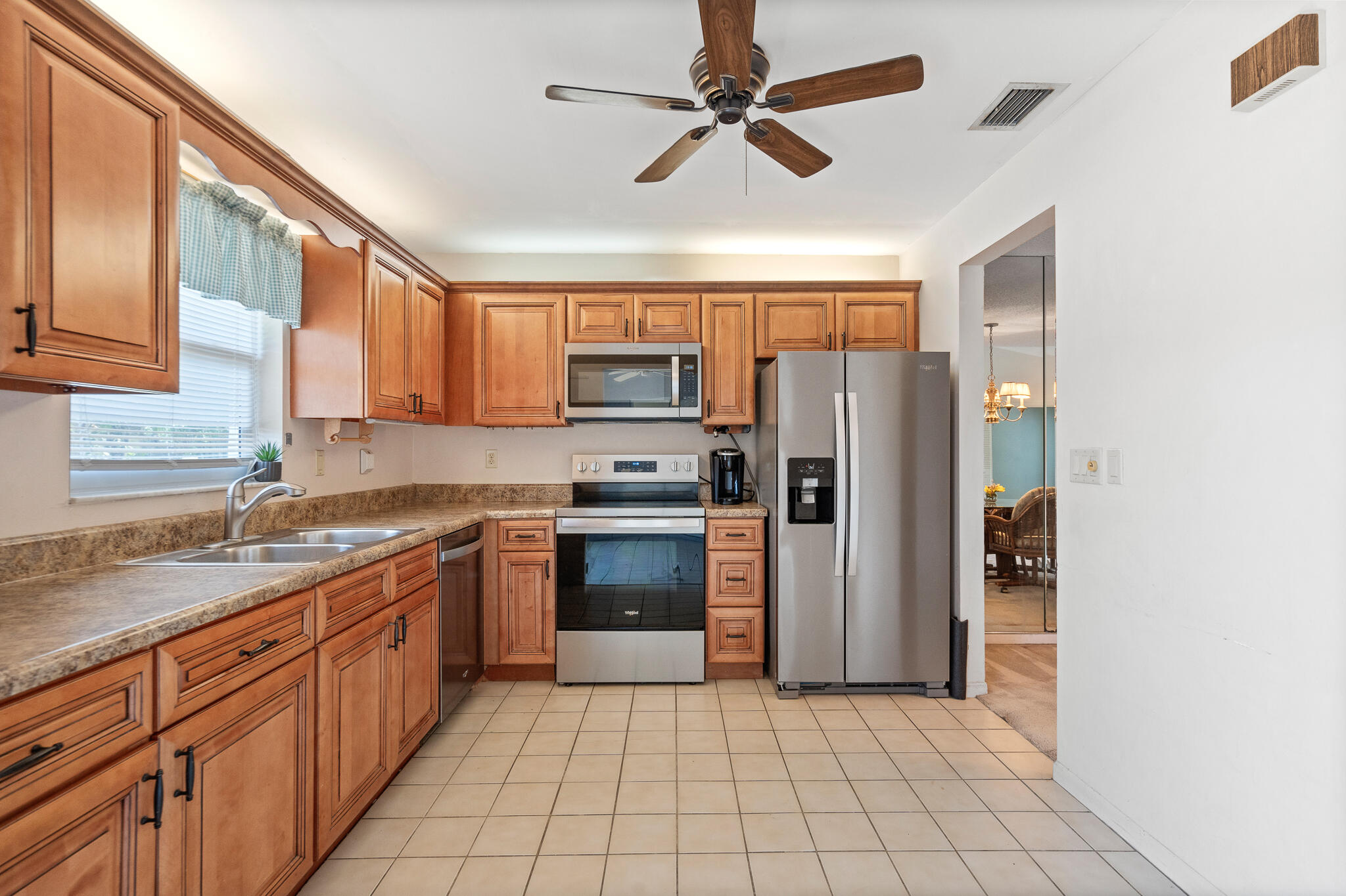 VILLAS AT SUNSET TRACE AT MARTIN DOWNS (AKA MARTIN - Residential