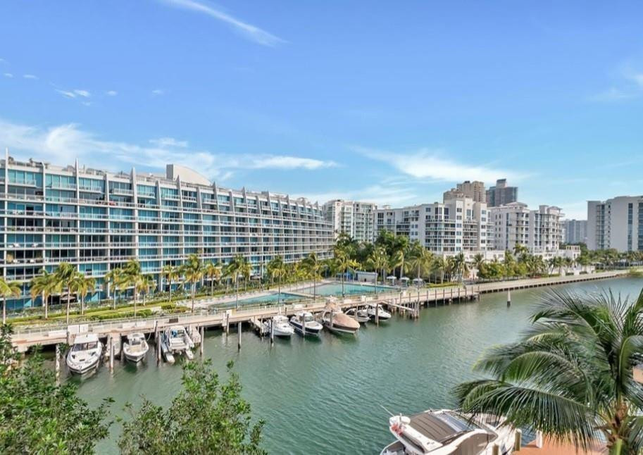 ALAQUA CONDO - Residential Lease