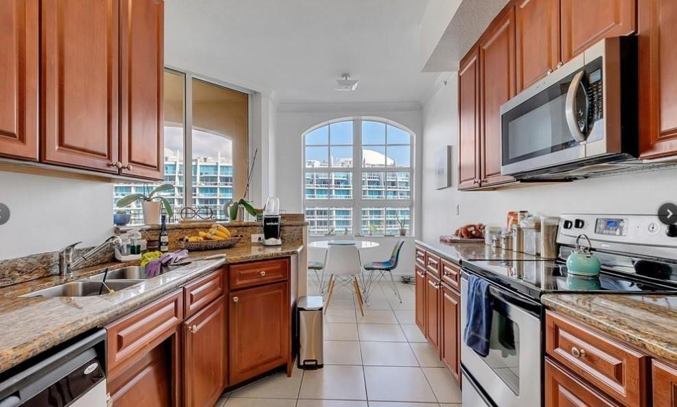ALAQUA CONDO - Residential Lease