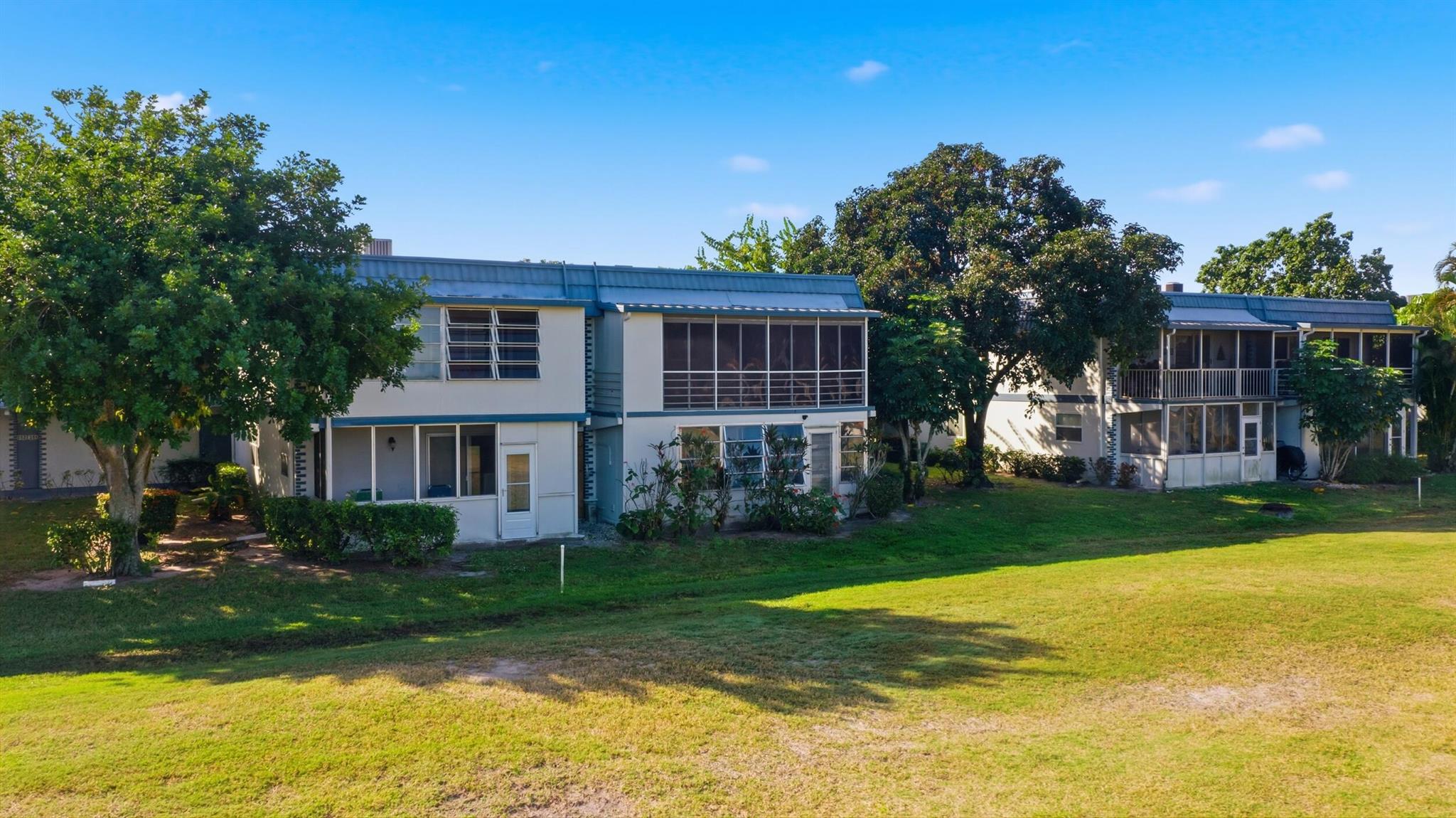 KINGS POINT TUSCANY CONDO - Residential Lease