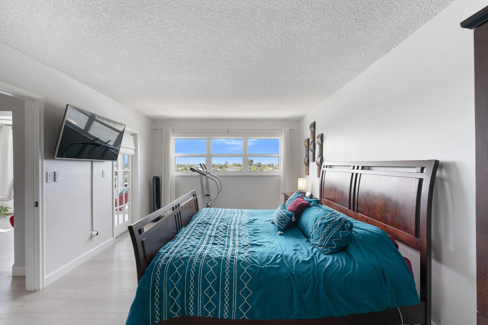 Riverside Terrace - Residential