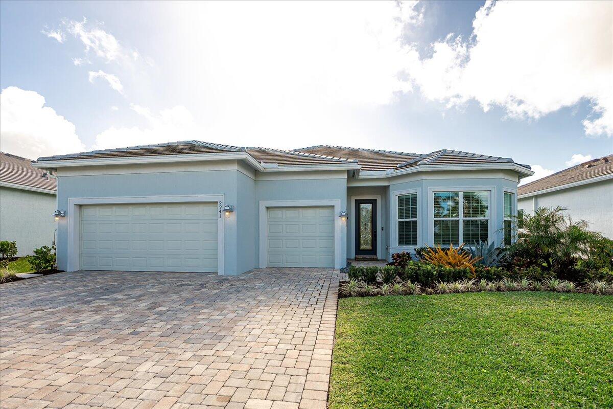 9941 SW Legacy Drive