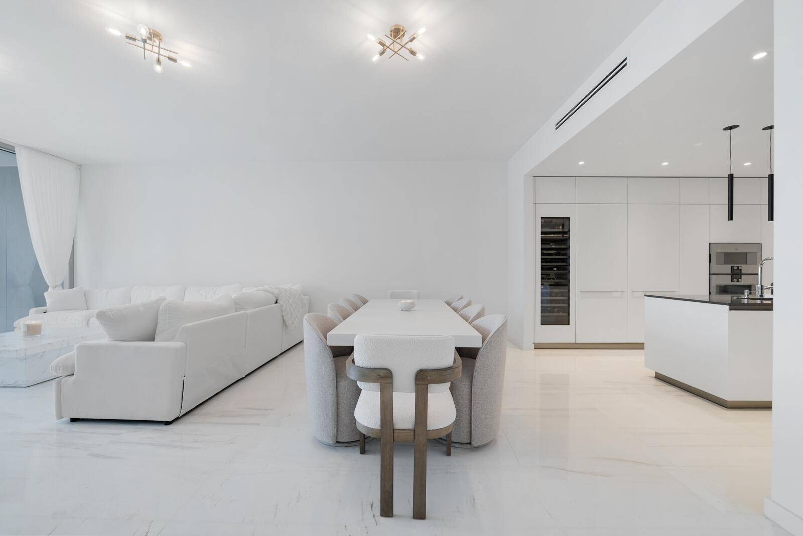 300 Biscayne Boulevard Way 2004