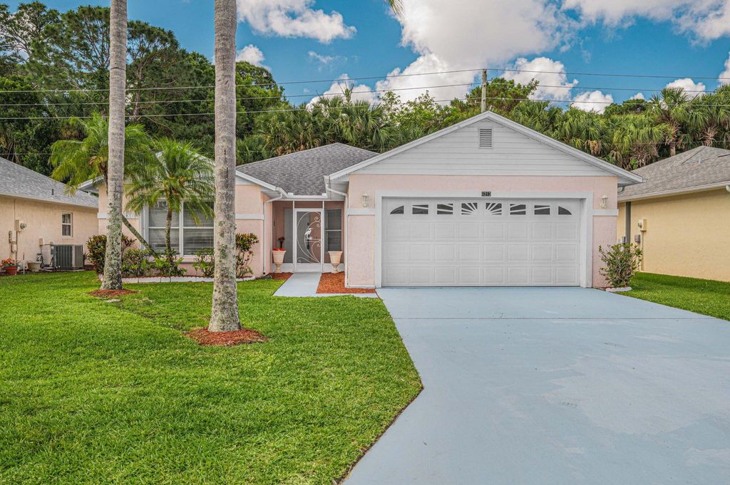 Photo of 6213 Alexandria Circle, Fort Pierce, FL 34982 (MLS # R10984757)