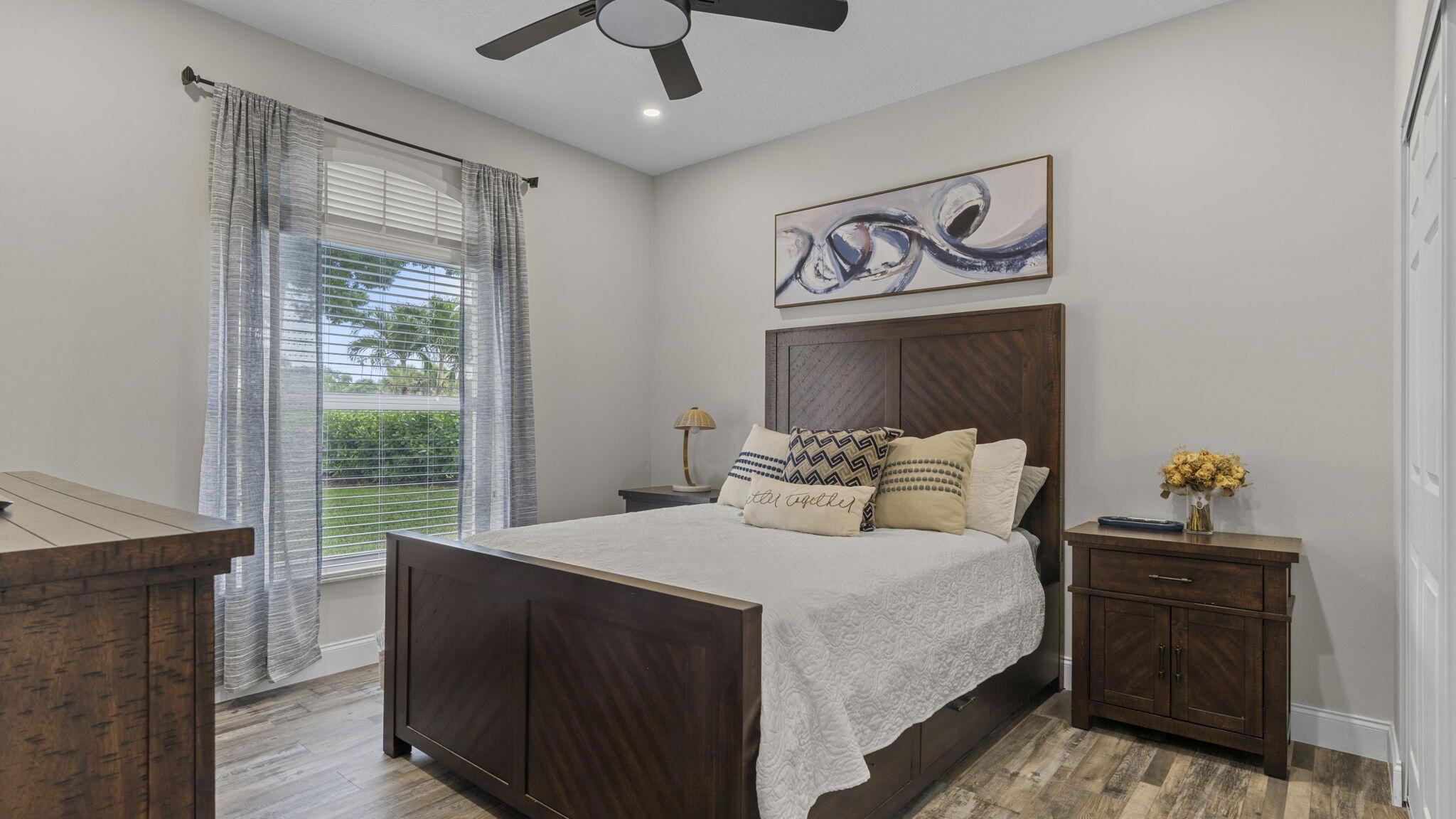 LAKES OF SHERBROOKE PH 9 - Residential