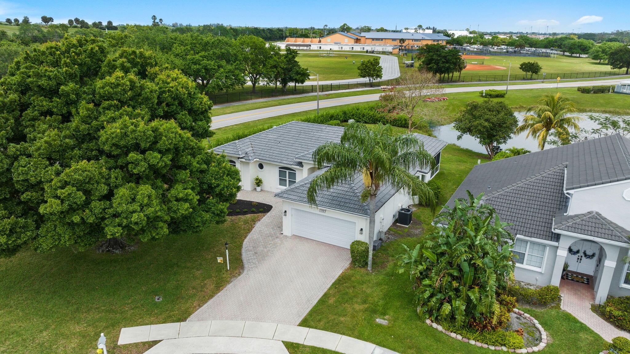 LAKES OF SHERBROOKE PH 9 - Residential