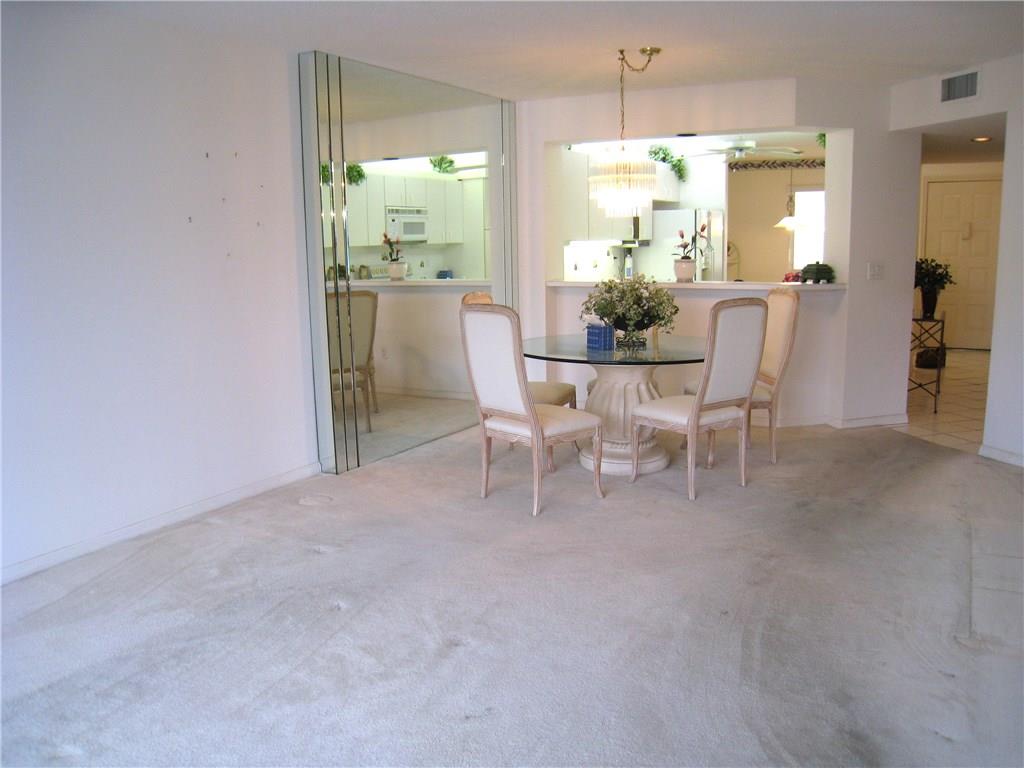 KINGS POINT - Residential