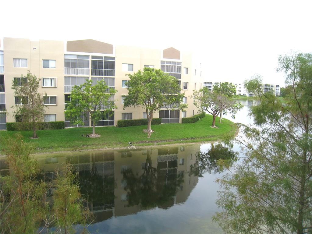 KINGS POINT - Residential