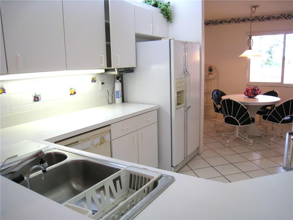 KINGS POINT - Residential