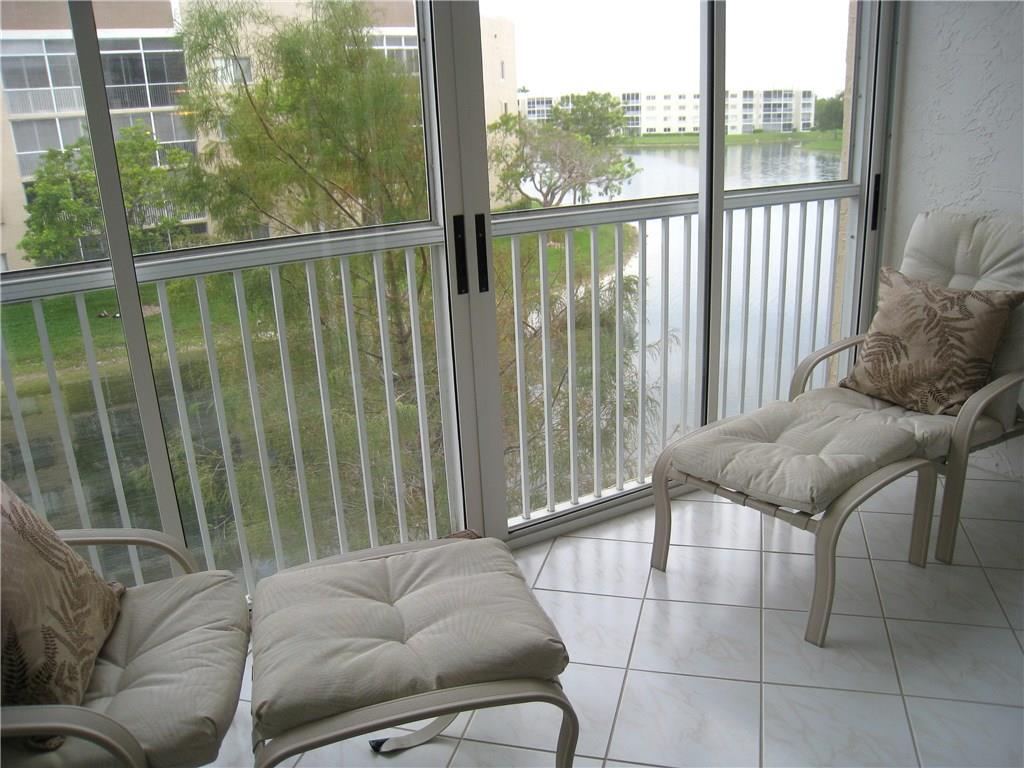 KINGS POINT - Residential