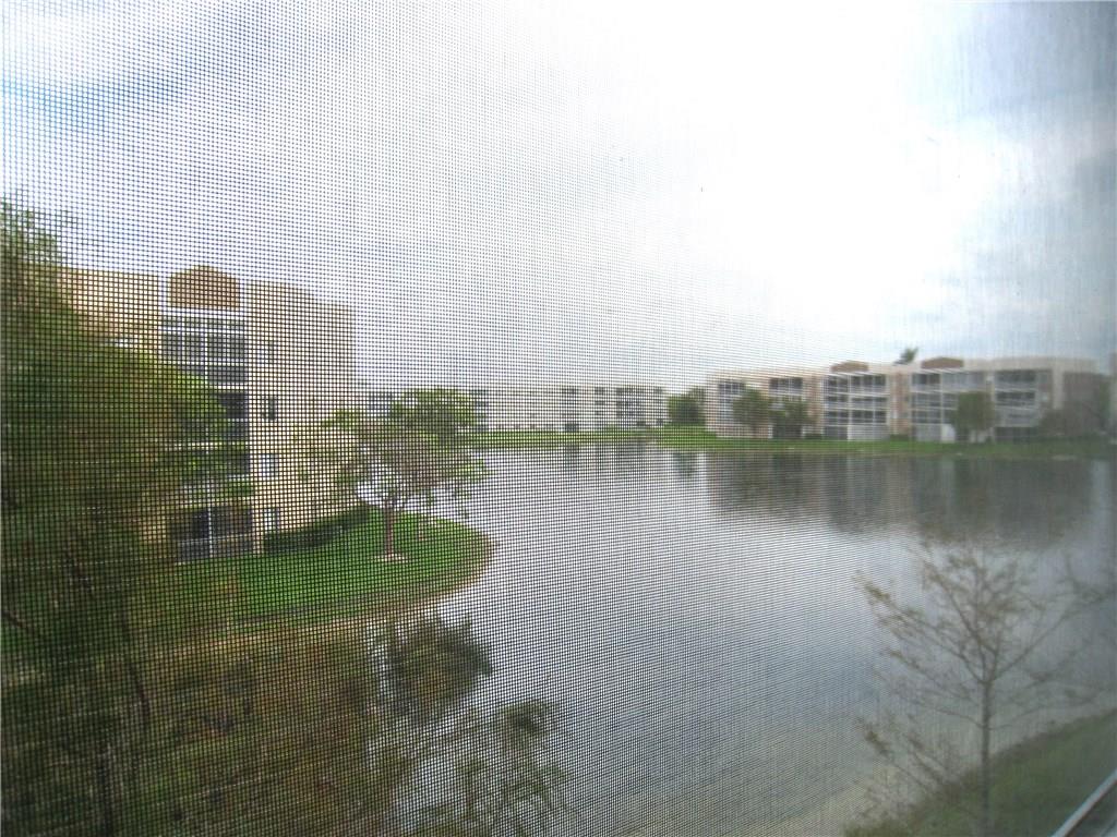 KINGS POINT - Residential