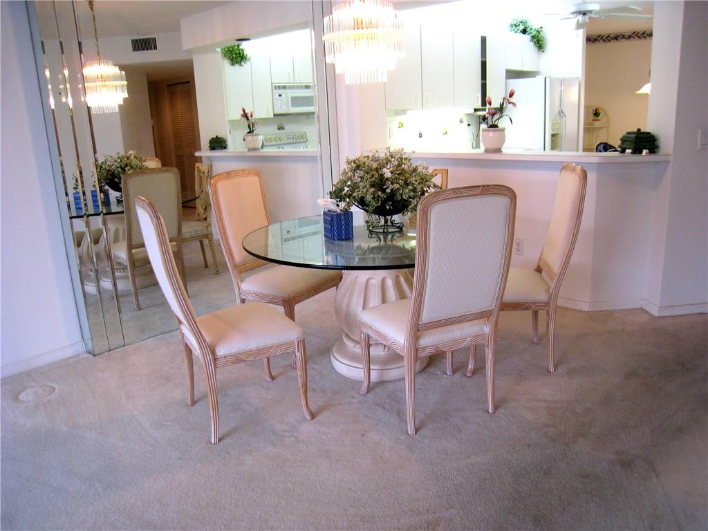 KINGS POINT - Residential