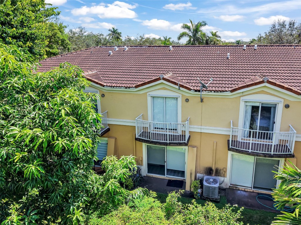 MELROSE POINT - Residential