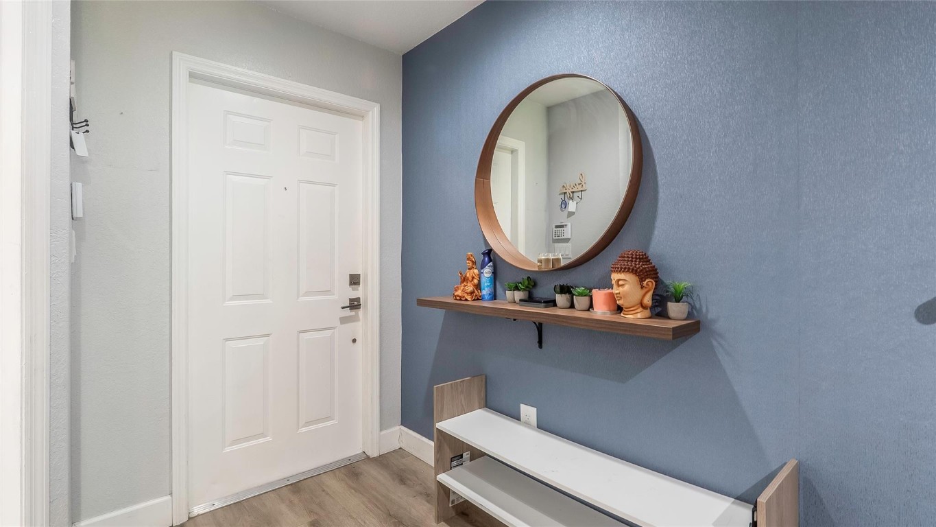 MELROSE POINT - Residential